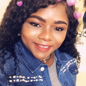 Meet your Posher, Damilola